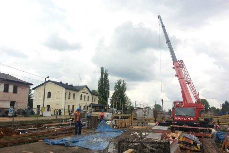 Linia kolejowa E20: Rozpoczął się drugi etap modernizacji Linia kolejowa E20: Rozpoczął się drugi etap modernizacji