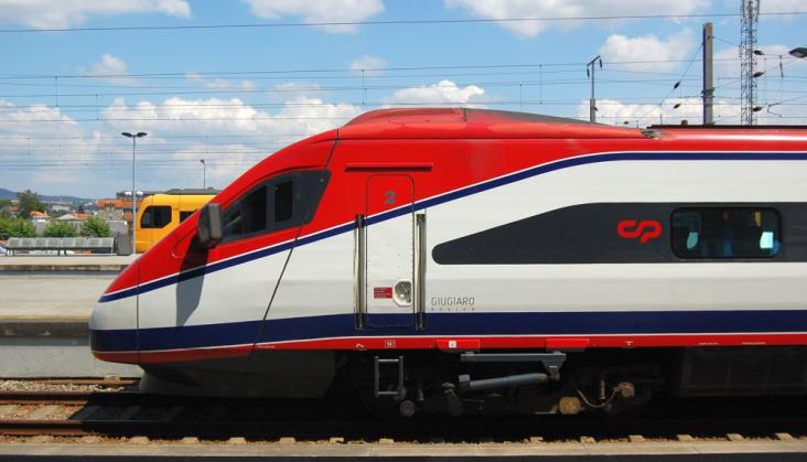 Portugalczycy czasowo muszą zastąpić składy Pendolino
