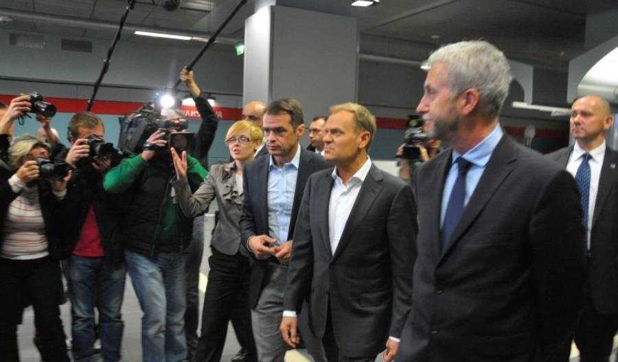 Premier z wizytą, Okęcie z pozwoleniem