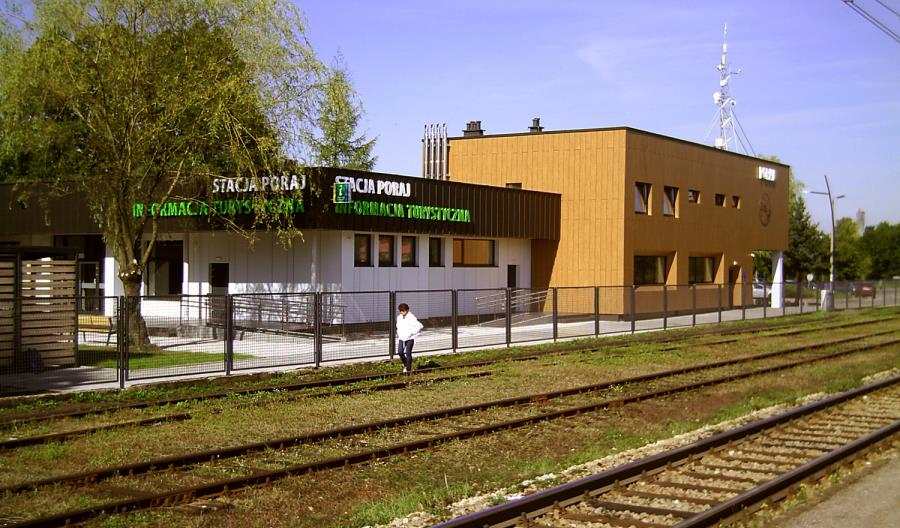 Dworzec w Poraju otwarty dla podróżnych