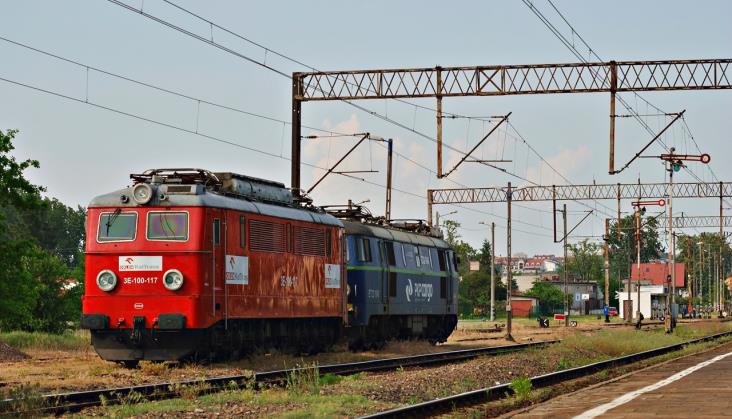 Antonowicz: Przejmując spółki Orlenu PKP Cargo ucieka do przodu