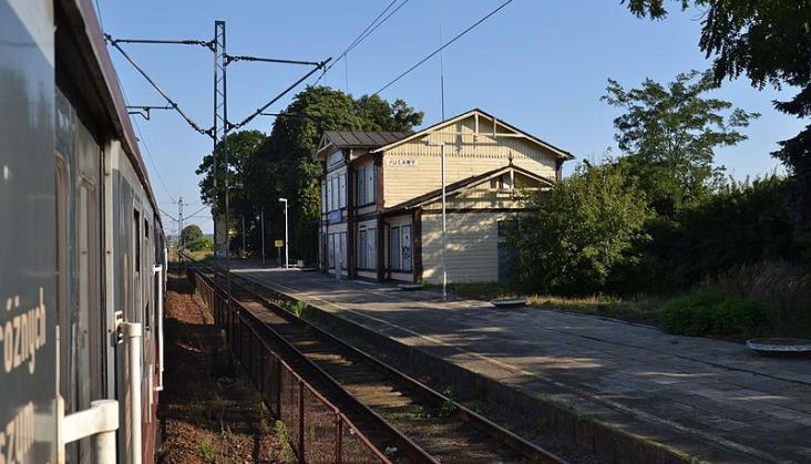 Modernizacja linii do Lublina ma wystartować bez opóźnień. Na pierwszy ogień Puławy