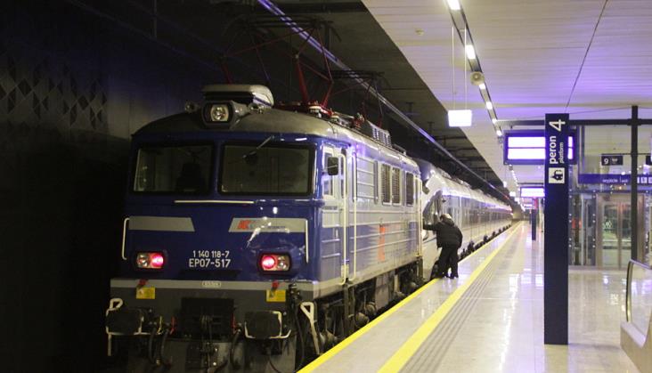 Nie wszystkie pociągi PKP Intercity docierają na Łódź Fabryczną
