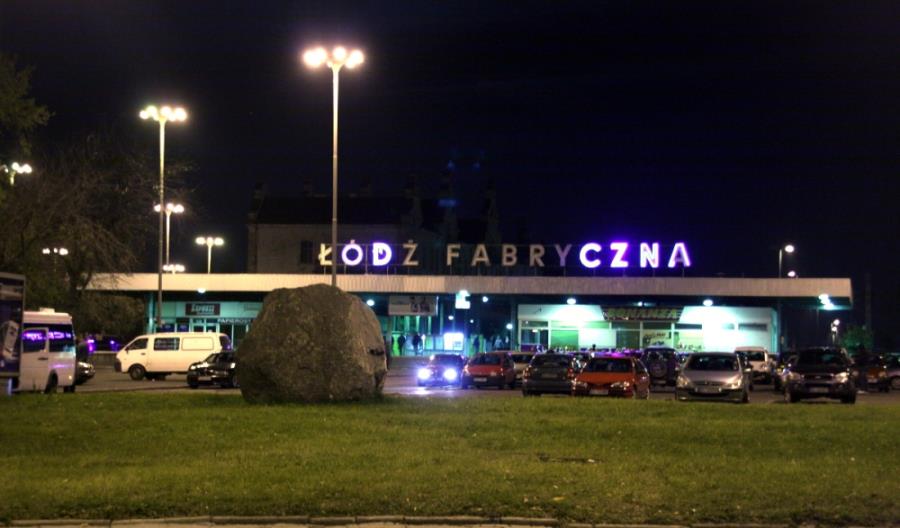 Pocztówka z przeszłości: Łódź Fabryczna 2005–2011