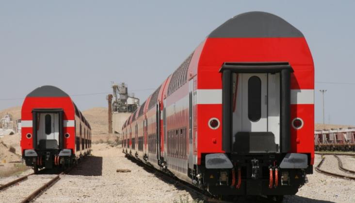 Izrael zamawia kolejne piętrowe wagony z Bombardiera