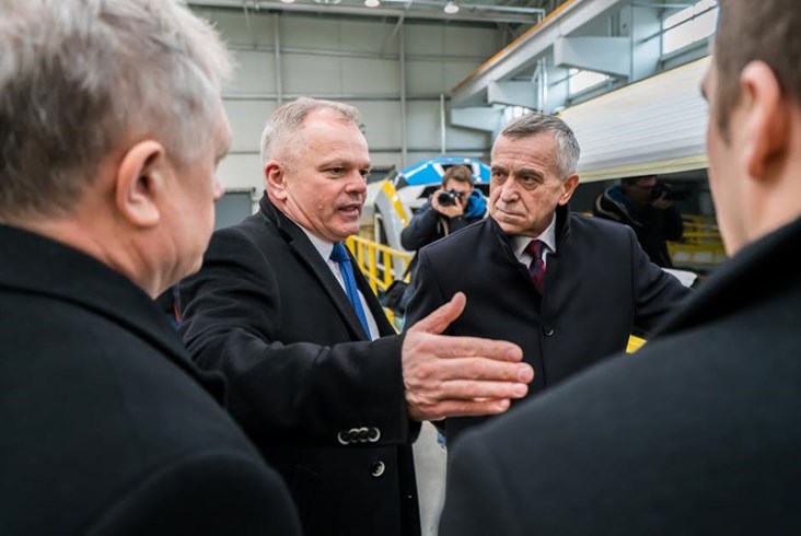 Małopolscy parlamentarzyści odwiedzili Newag [zdjęcia]