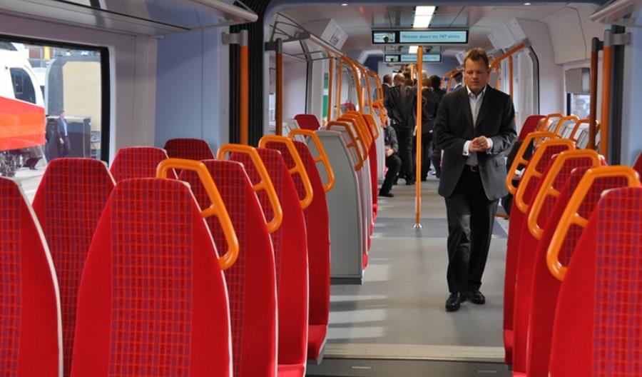 Siemens pokazuje ezt Class 707 dla South West Trains (zdjęcia)