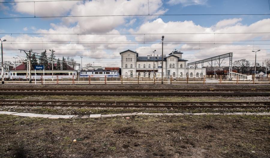 E20 w trzech kontraktach [zdjęcia]